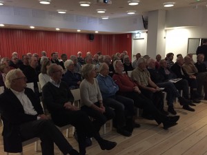 Deltagare i höstträff 2015. Föredrag av Lasse Granath, Sjökartograf.